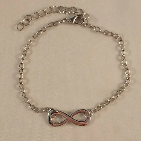 Silver Plated Swirl Love Infinity 8 Charm Bracelet Party Gift - Picture 2 of 3